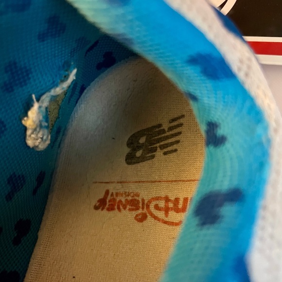 New Balance Run Disney Donald Duck Running Shoes 2015 Limited Edition - Picture 13 of 13